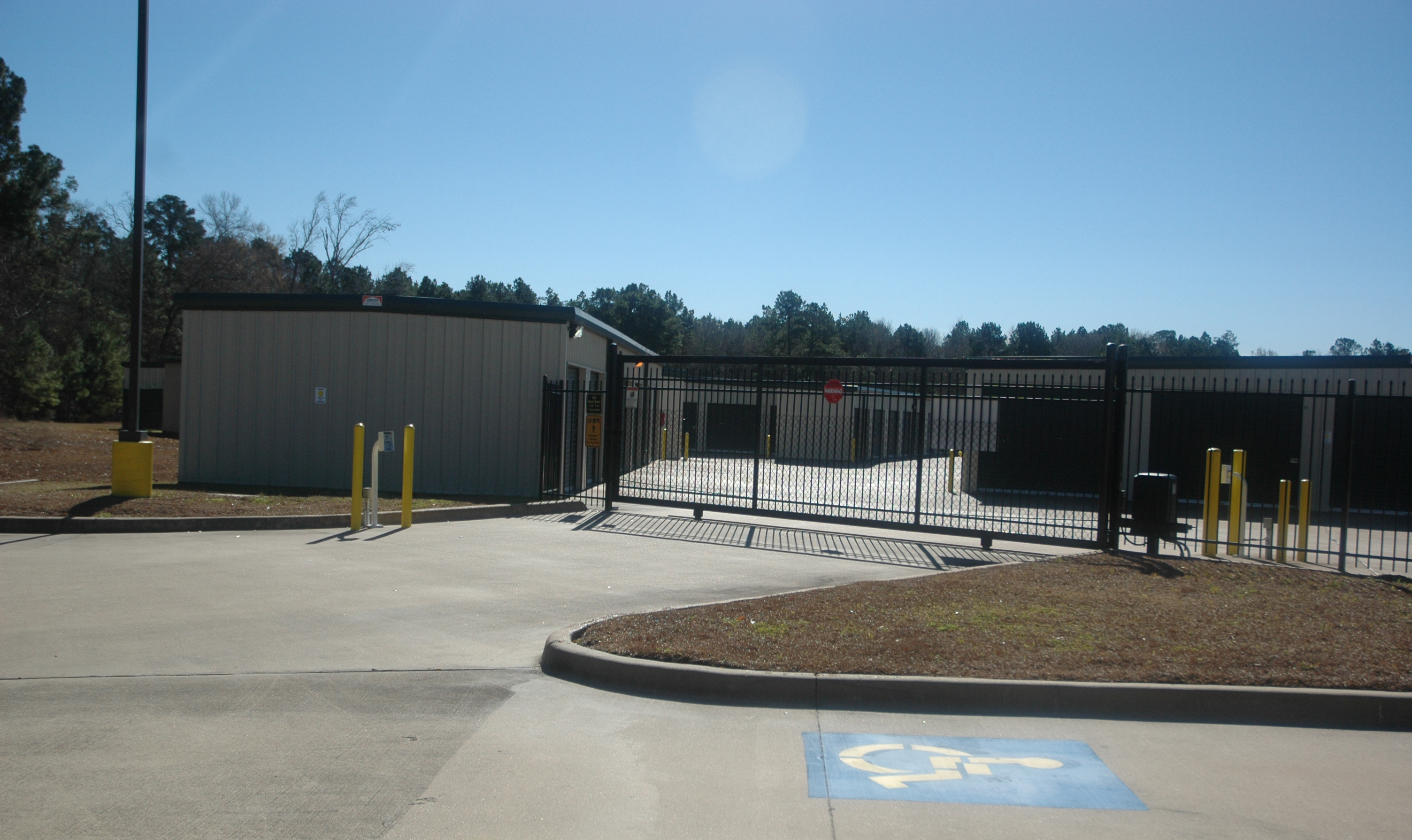 AAA Self Storage - South Colony in Lufkin, TX 75901
